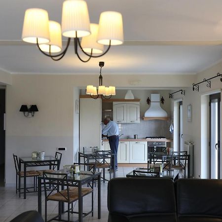 Le Terrazze B&B フォルミア エクステリア 写真