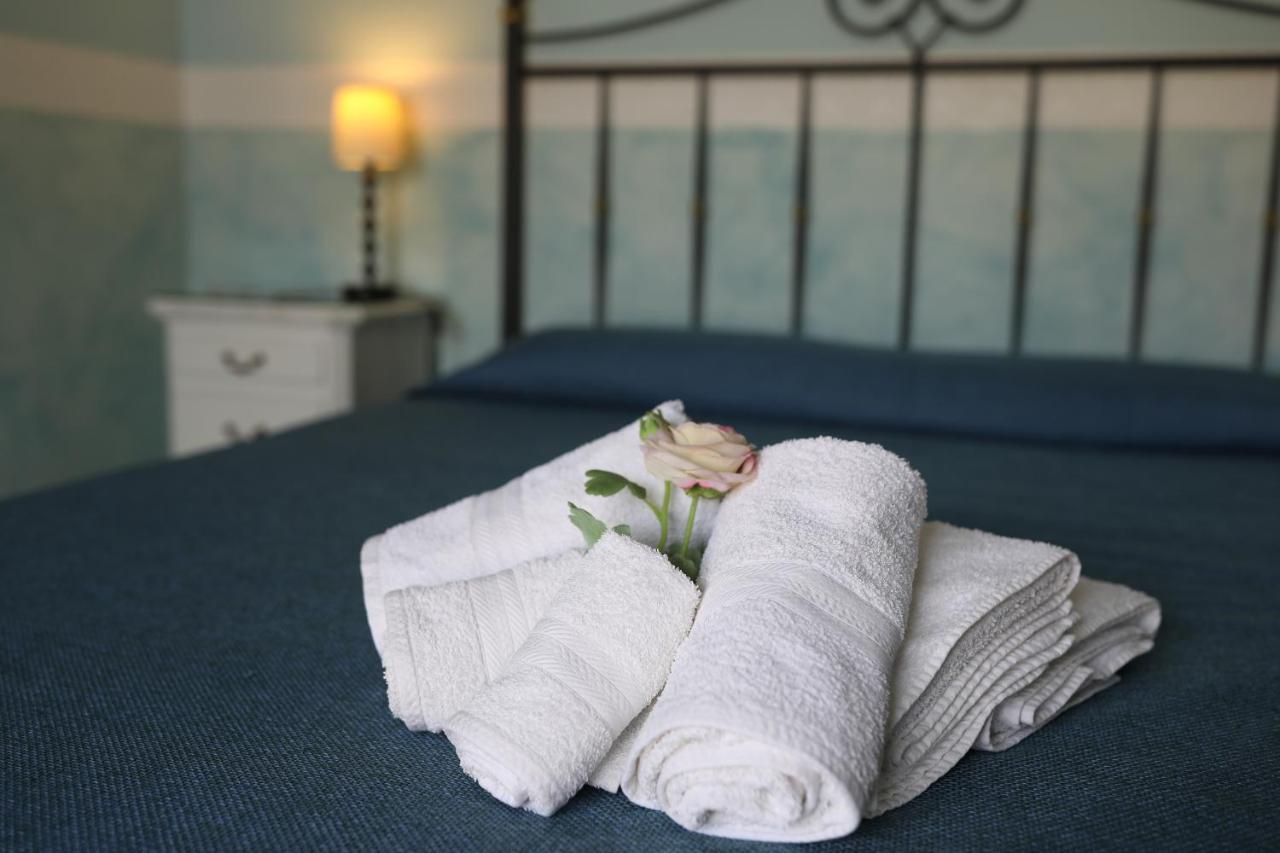 Le Terrazze B&B フォルミア エクステリア 写真